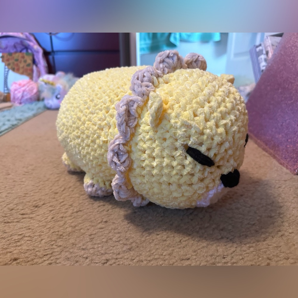Crochet stuffed lion